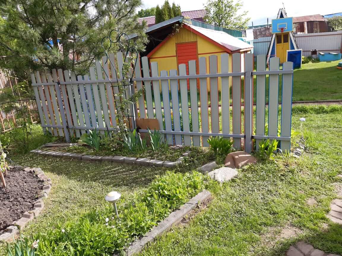 забор из разноцветного штакетника односторонний фото3 в Новокубанске