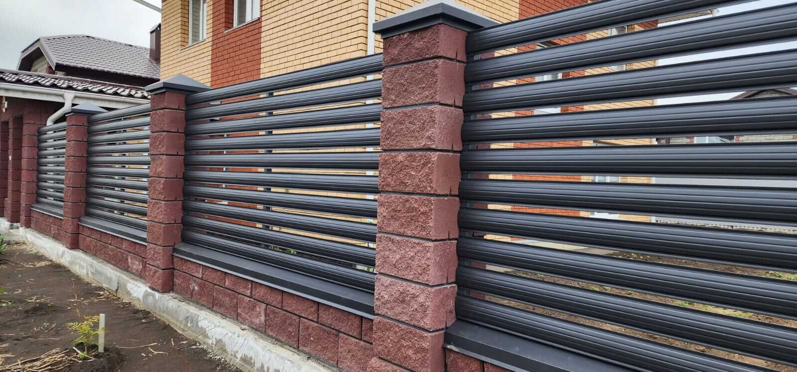 Забор-ранчо из штакетника 21м RAL7024/7024 Серый Графит МАТТЕ двусторонний в Новокубанске